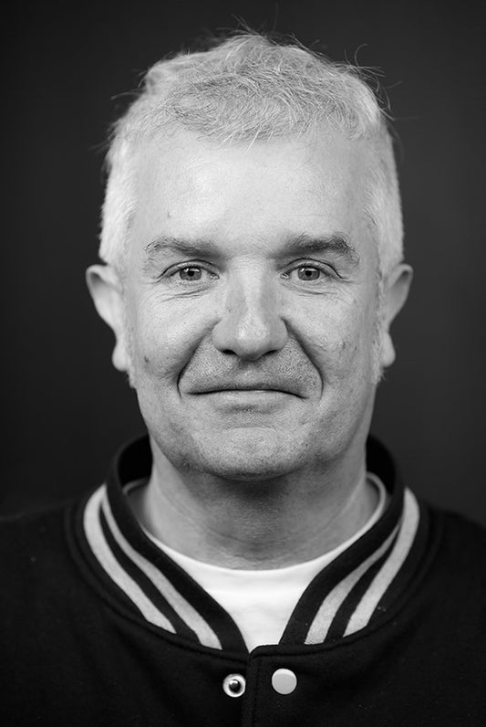 Patrick Mönke ist Interior Designer im Showroom bei Krukenkamp in Münster