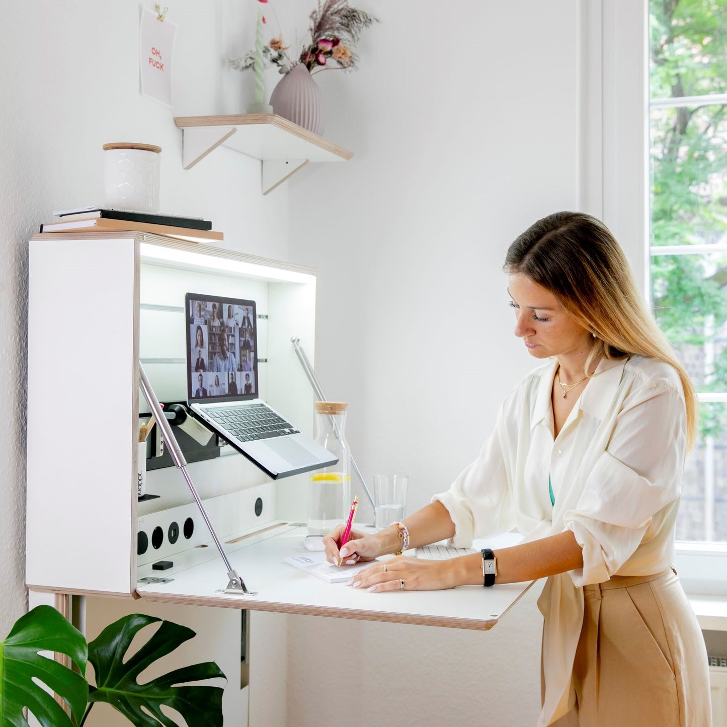 Klappbare Laptopablage - Multitalent