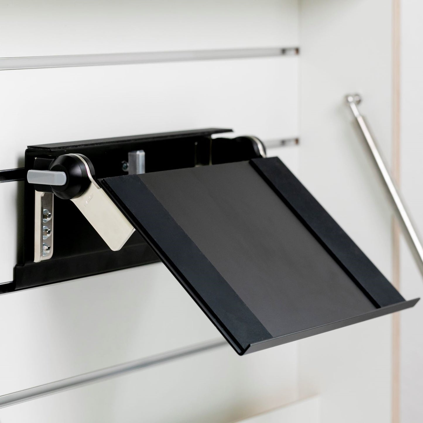 Klappbare Laptopablage - Multitalent